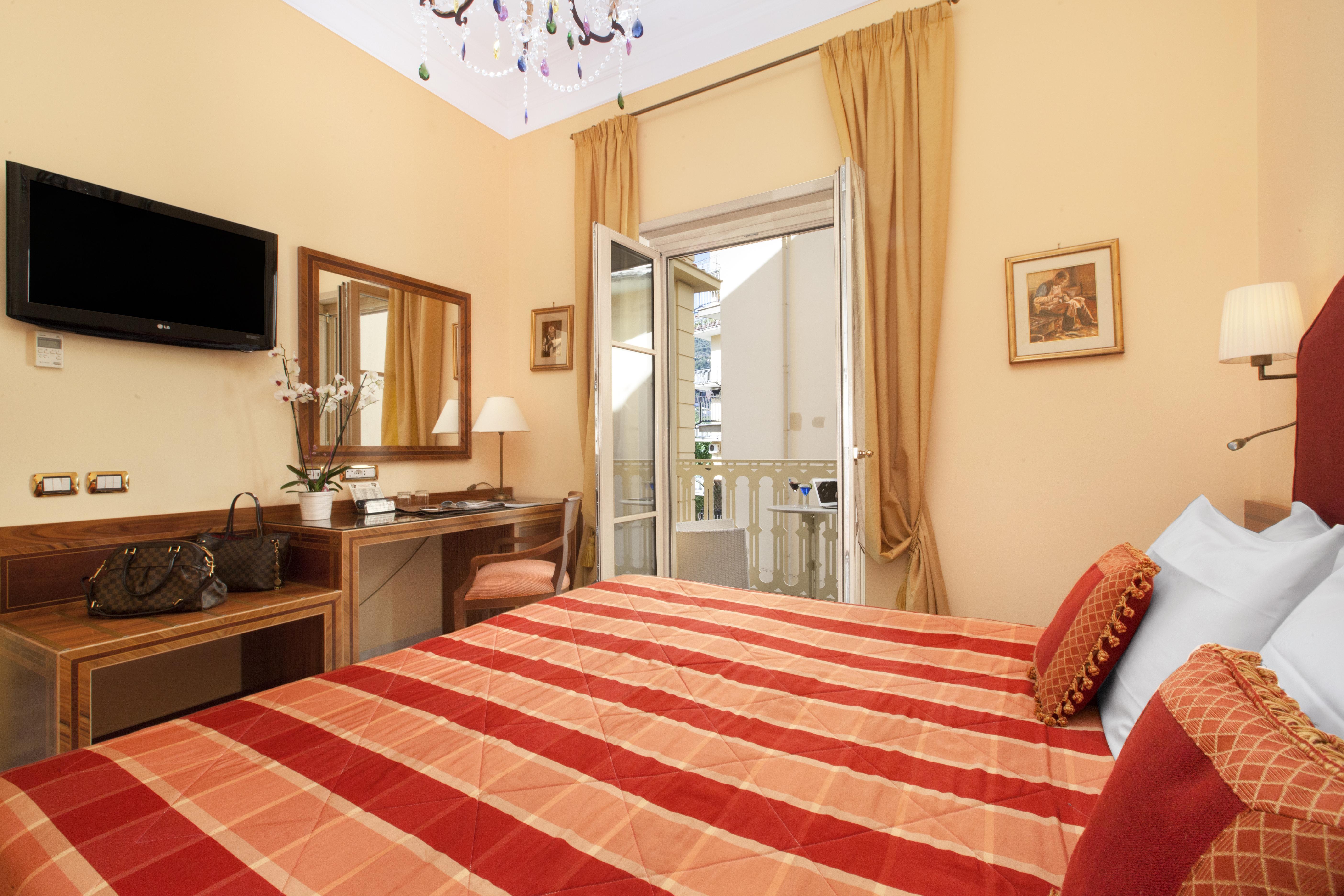 Hotel Antiche Mura سورينتو المظهر الخارجي الصورة
