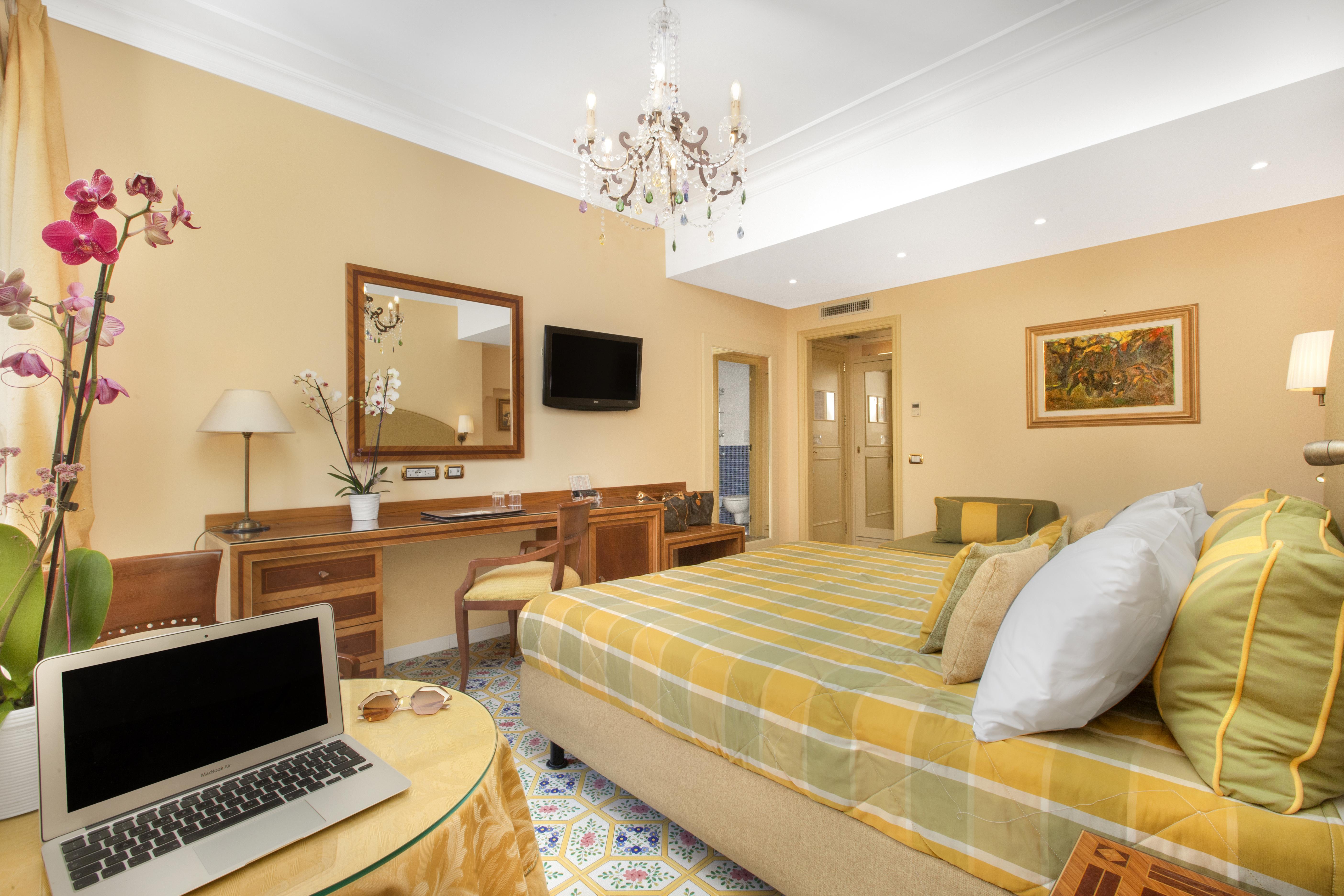 Hotel Antiche Mura سورينتو المظهر الخارجي الصورة