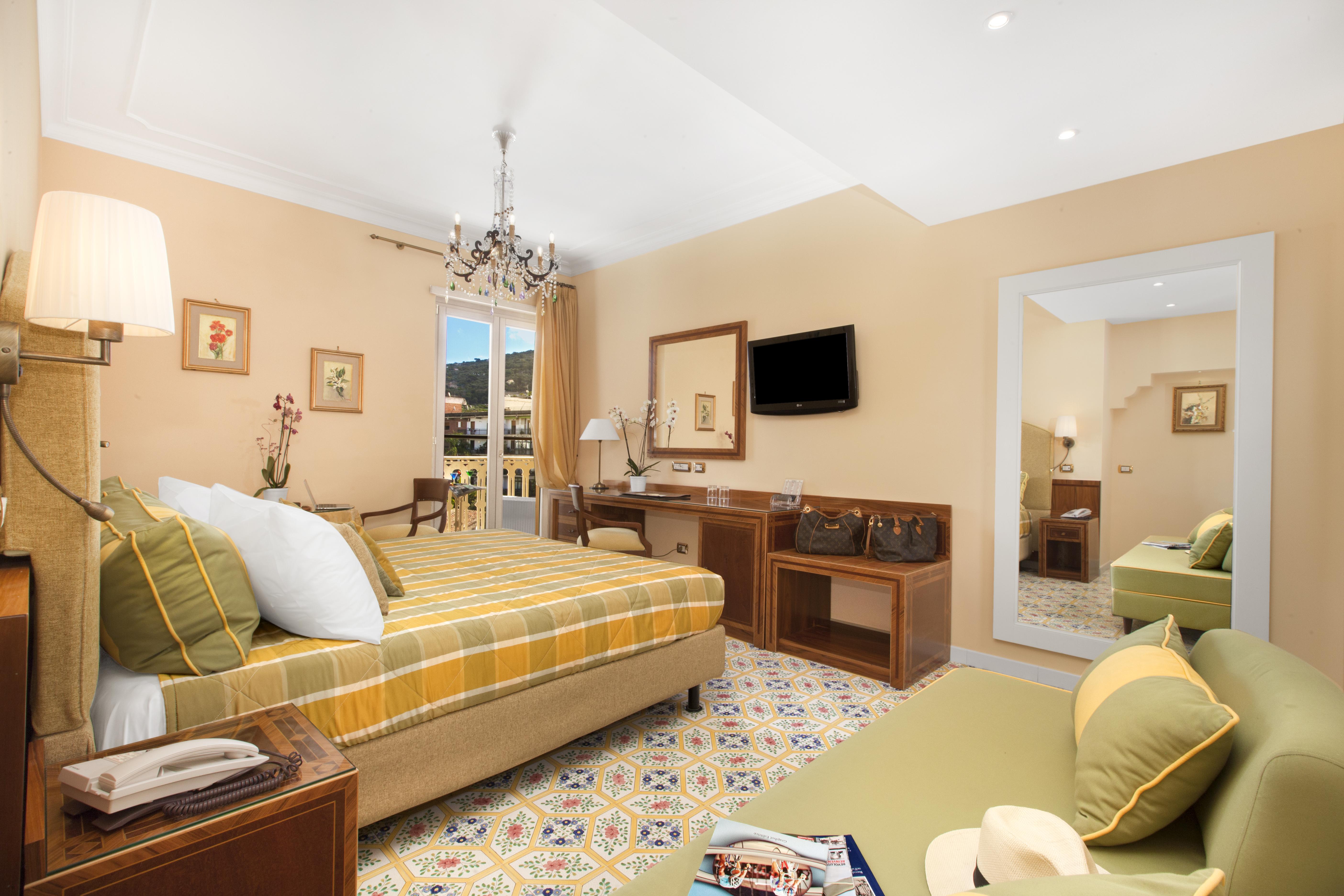 Hotel Antiche Mura سورينتو المظهر الخارجي الصورة