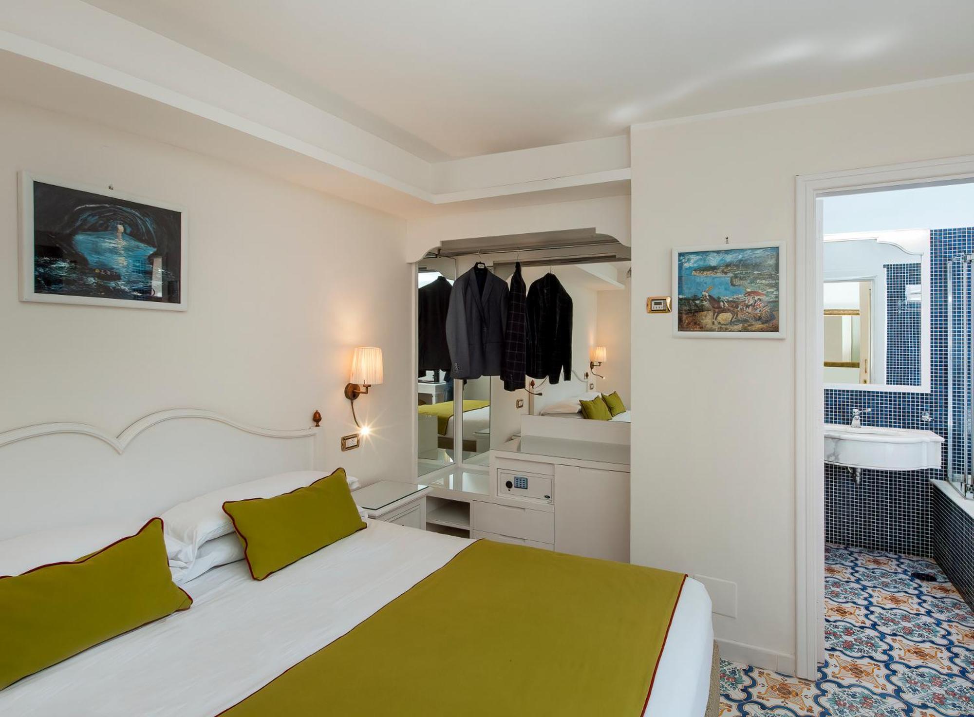 Hotel Antiche Mura سورينتو المظهر الخارجي الصورة