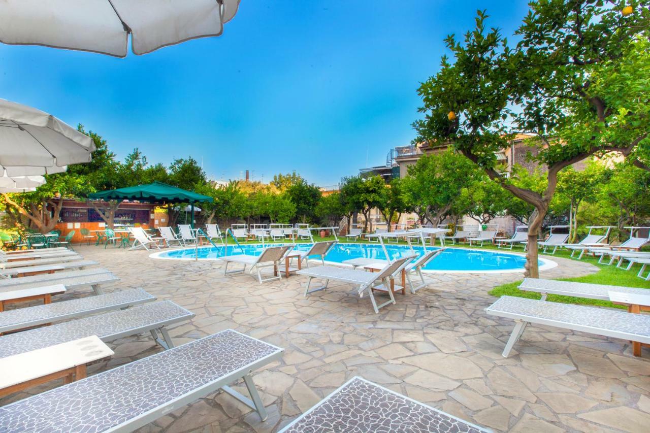 Hotel Antiche Mura سورينتو المظهر الخارجي الصورة
