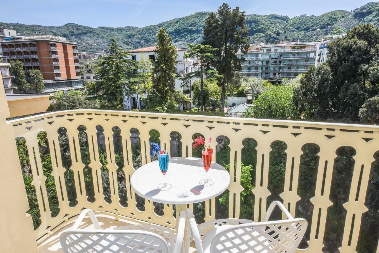 Hotel Antiche Mura سورينتو المظهر الخارجي الصورة